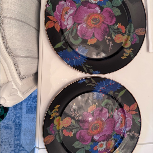 MacKenzie-Childs Other - MacKenzie-Childs Black and Pink Floral Dinnerware